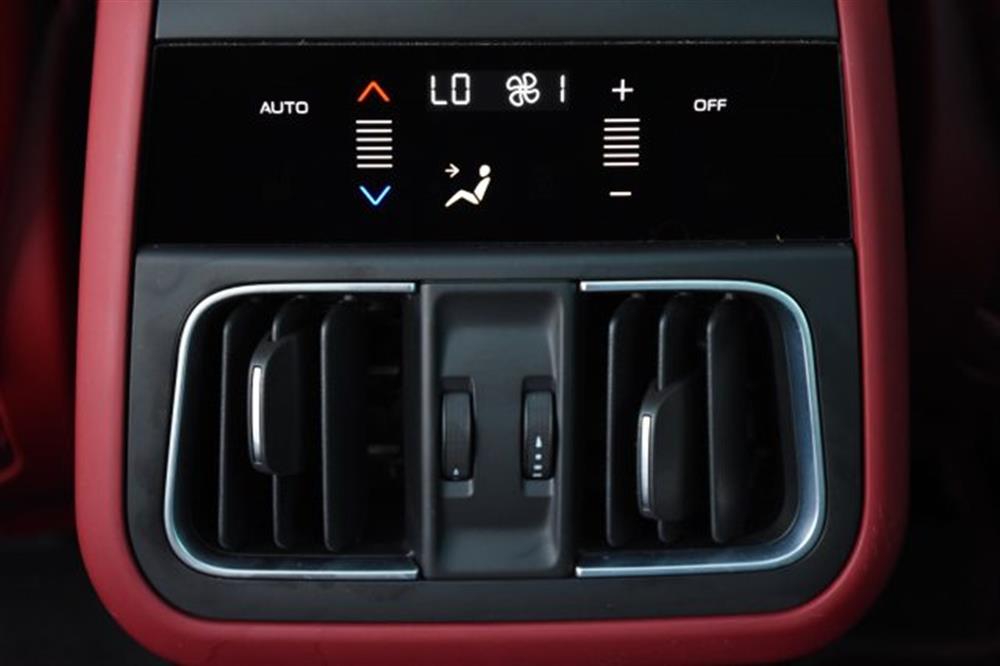 Grecale Grecale MHEV 330 CV AWD Mode