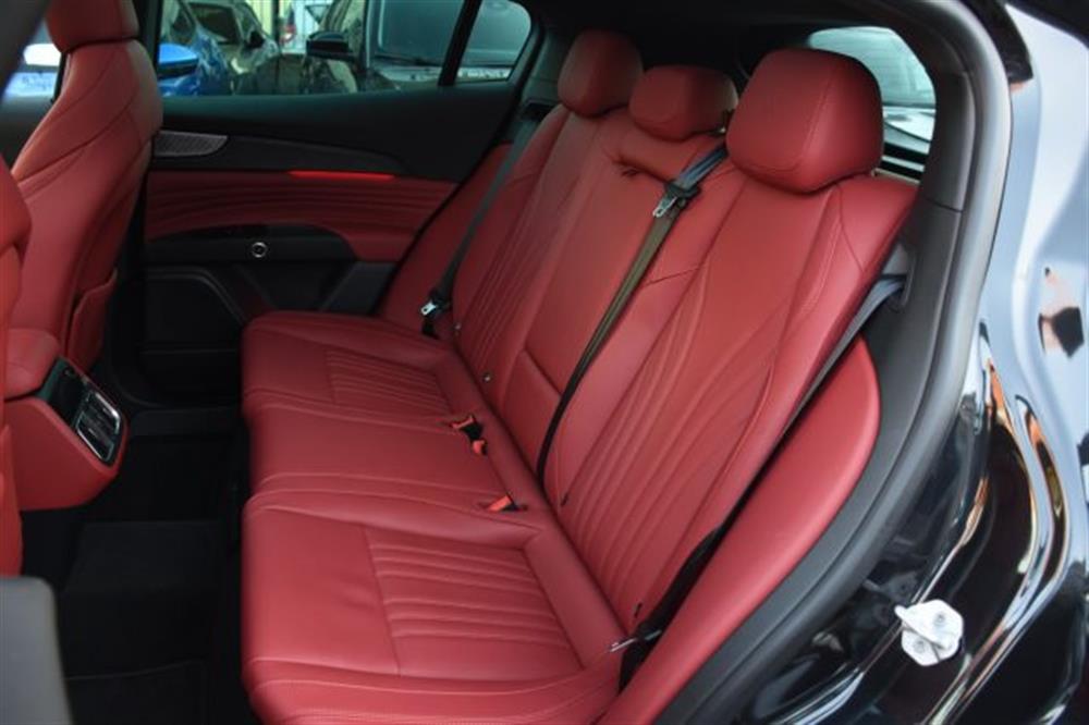 Grecale Grecale MHEV 330 CV AWD Mode