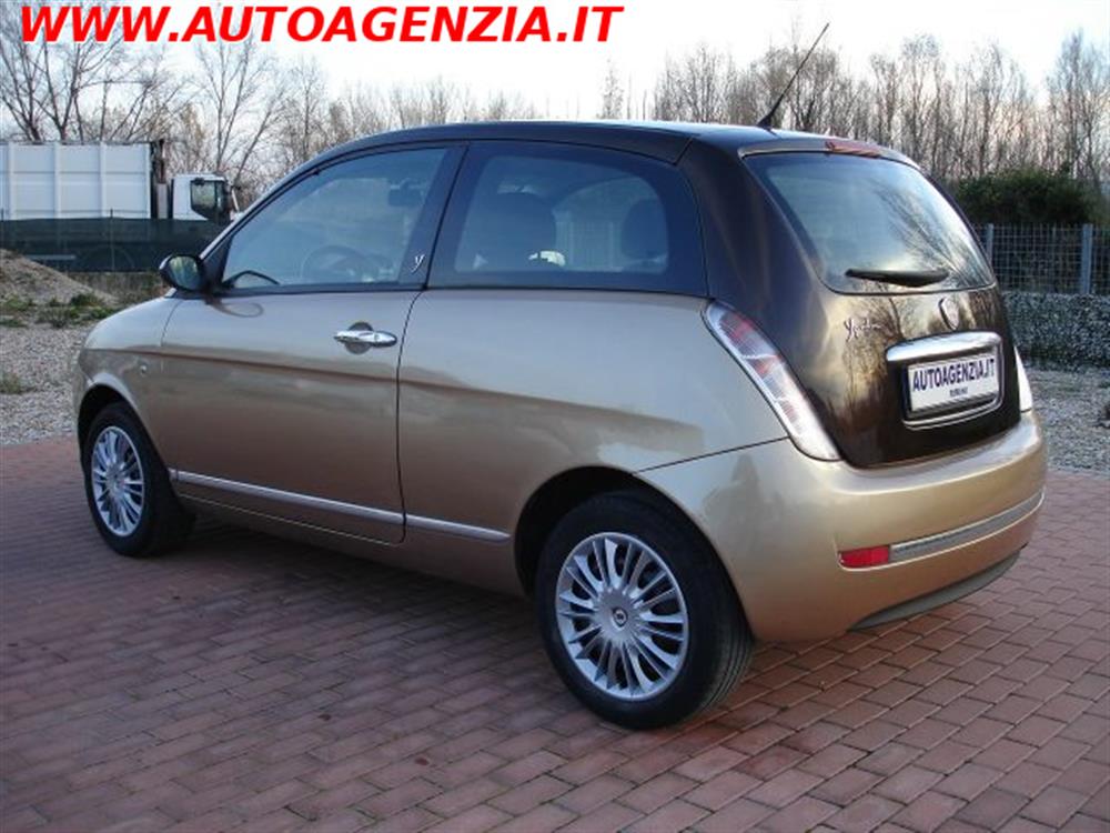 Ypsilon Ypsilon 1.2 RESTYLING BICOLO