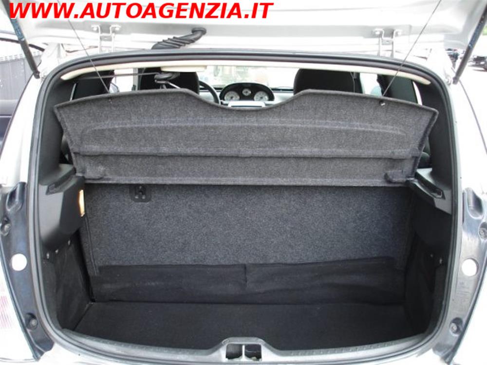 Ypsilon Ypsilon 1.3 MJT 75 CV Oro