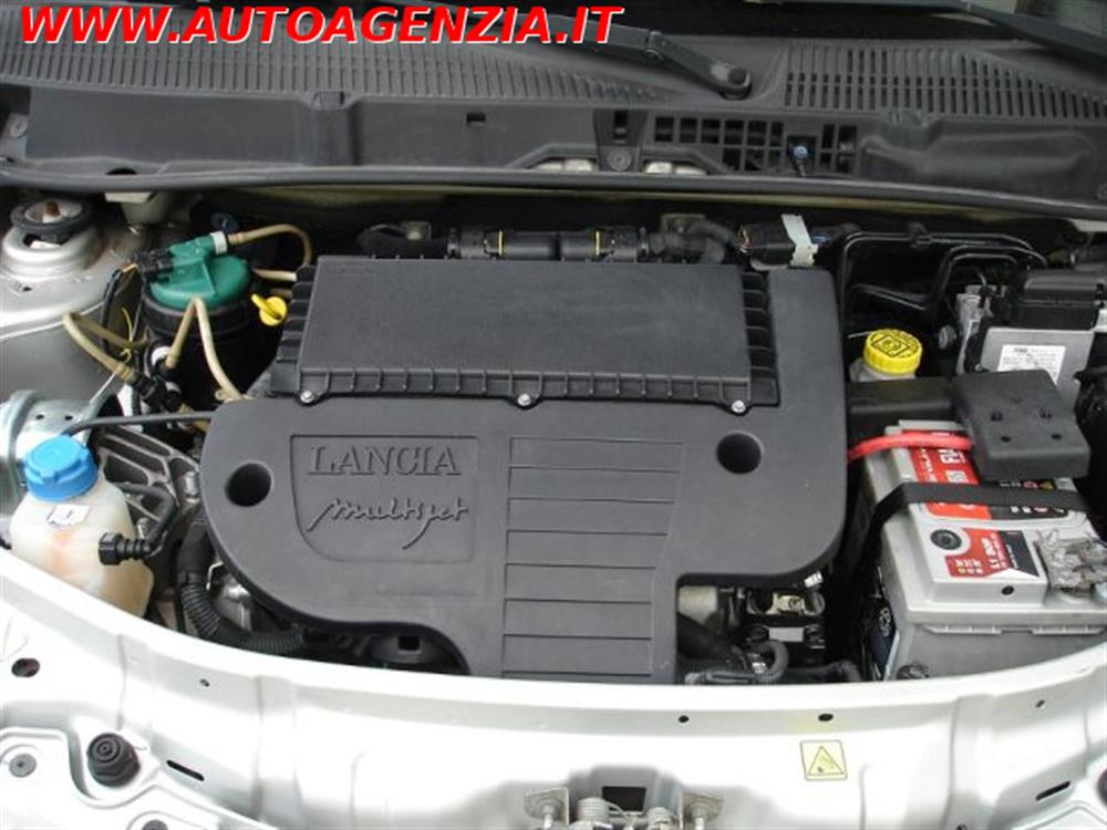 Ypsilon Ypsilon 1.3 MJT 75 CV Oro