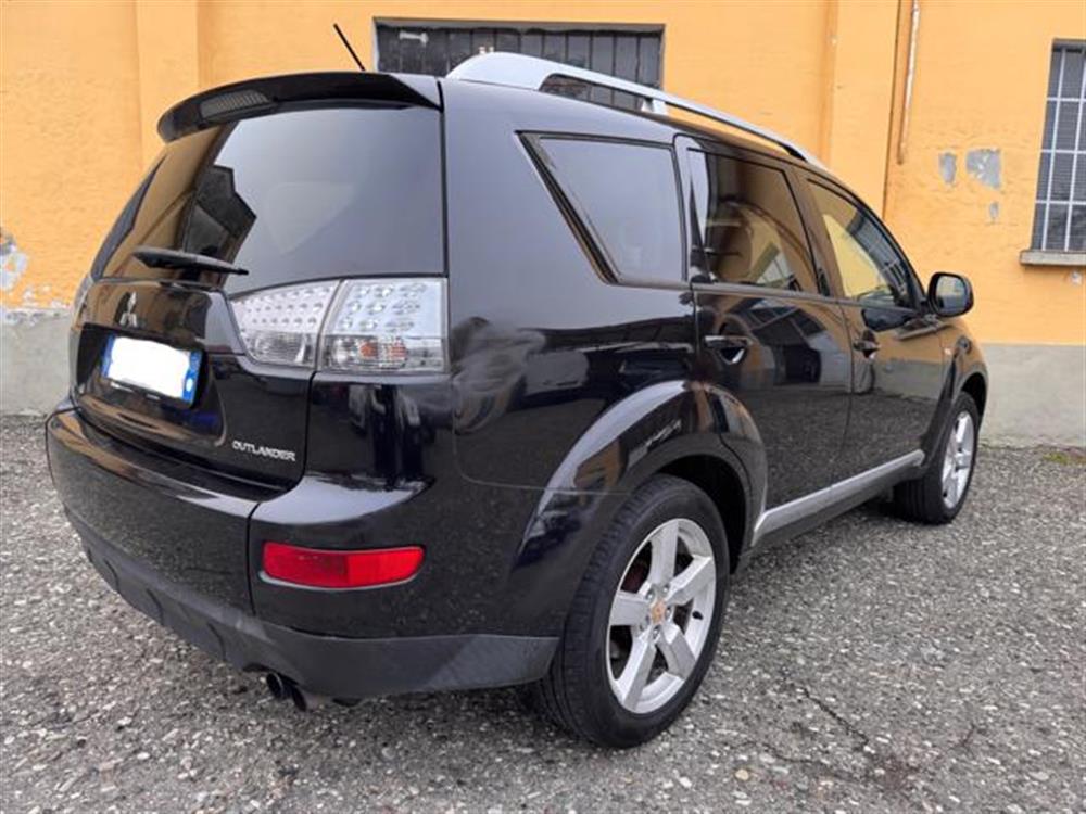 Outlander Outlander 7 posti 2.0 DI-D Int