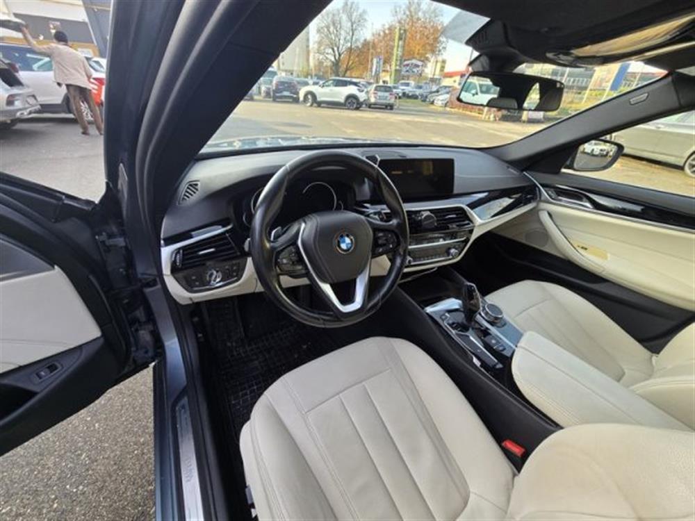 520 520 d xDrive Touring GAN