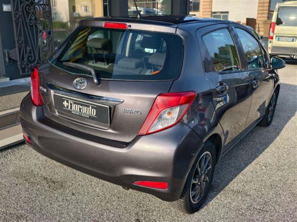 Yaris Yaris 1.4 D-4D 5 porte Lou