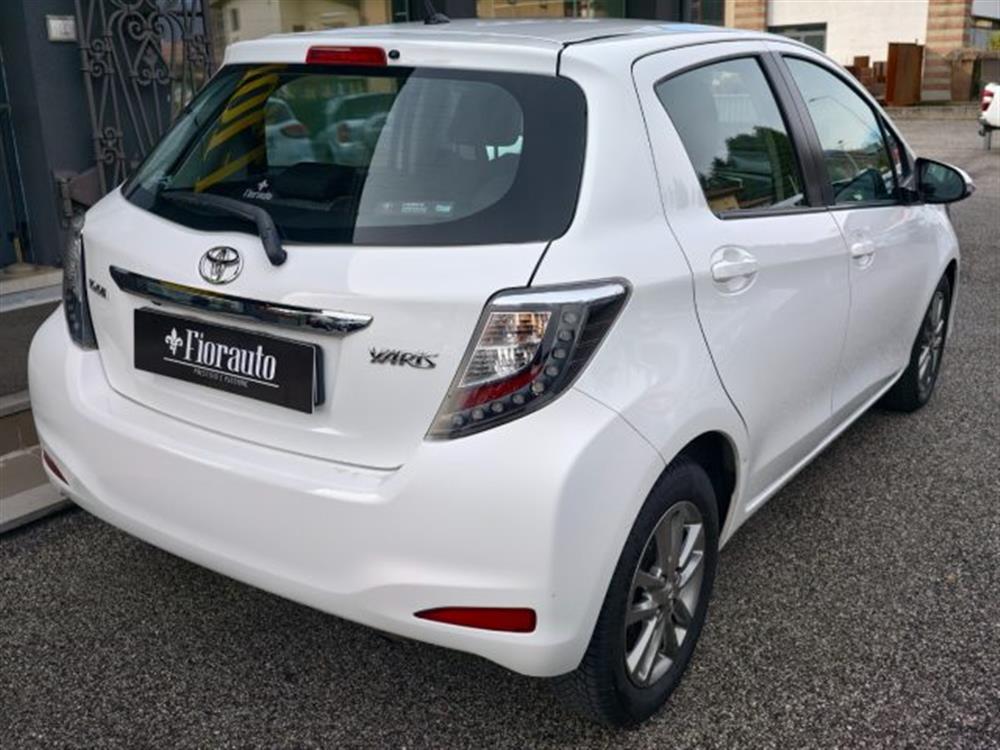 Yaris Yaris 1.4 D-4D 5 porte Lou