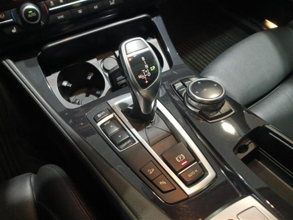 525 525 d xDrive Touring Lux