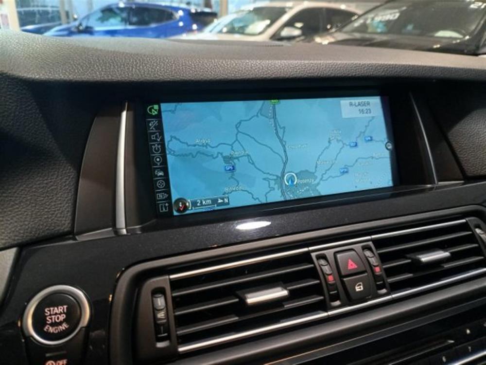 525 525 d xDrive Touring Lux