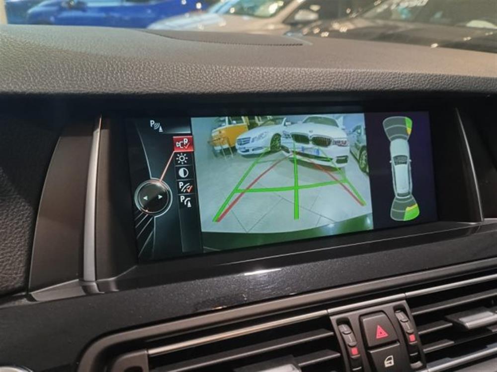 525 525 d xDrive Touring Lux