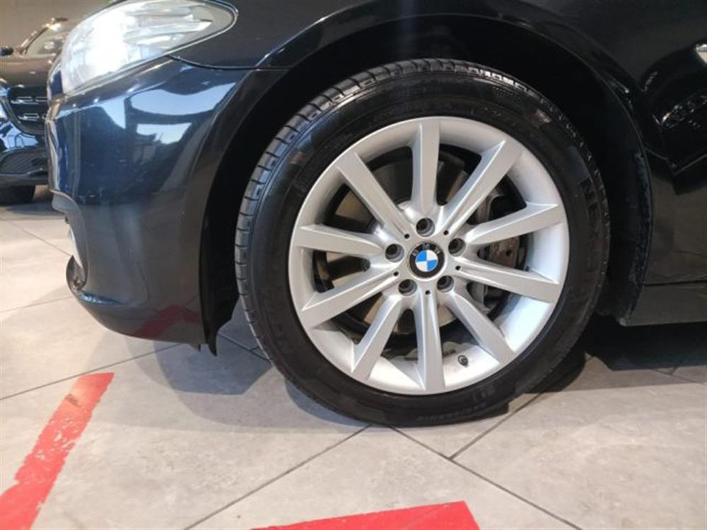 525 525 d xDrive Touring Lux