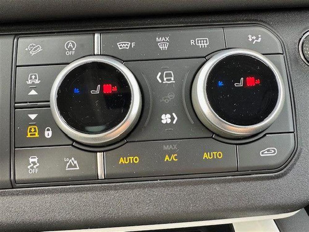 Defender Defender 110 3.0D I6 200 CV A