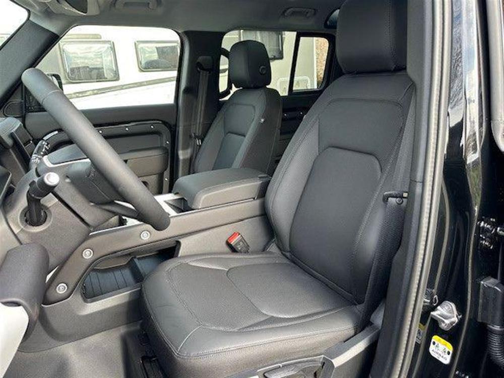 Defender Defender 110 3.0D I6 200 CV A