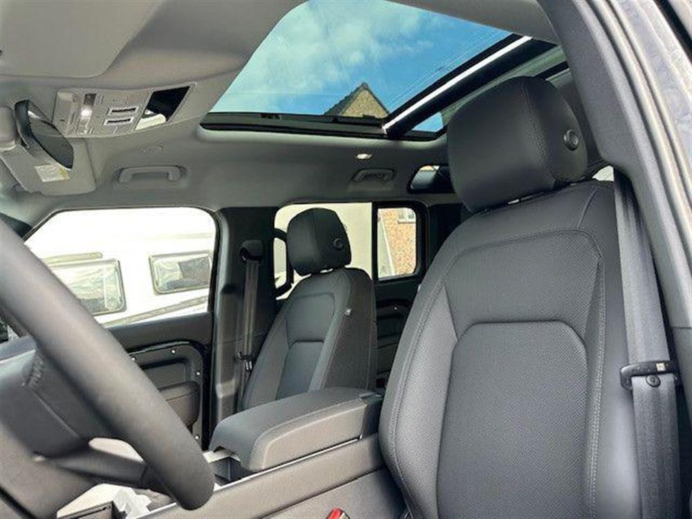 Defender Defender 110 3.0D I6 200 CV A