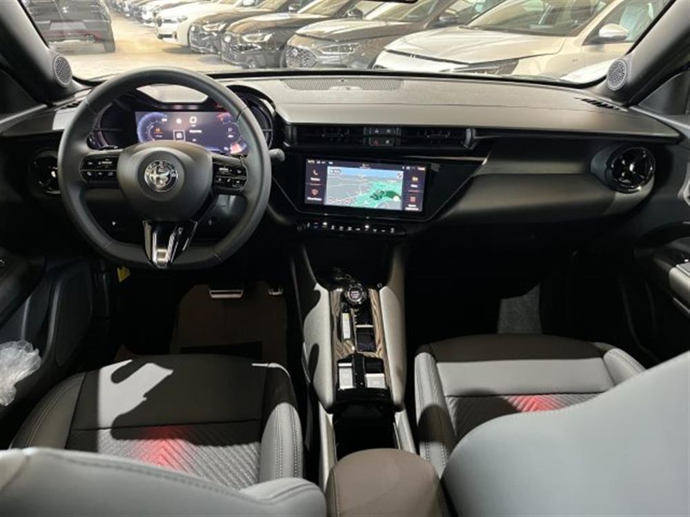 Junior Junior 1.2 136CV Hybrid eDC