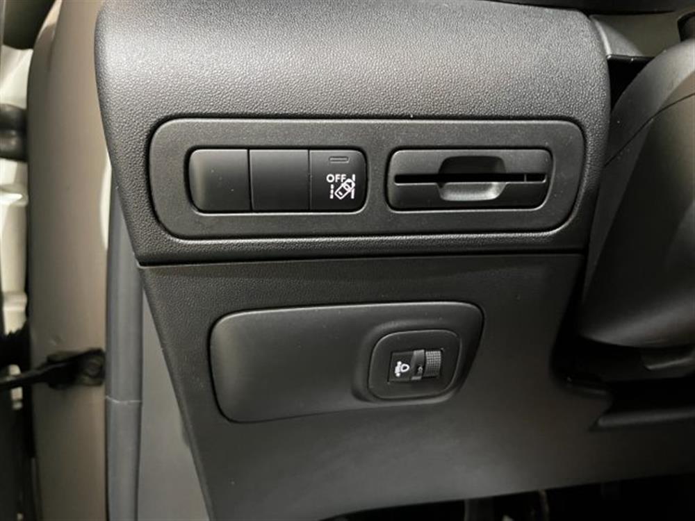 Junior Junior 1.2 136CV Hybrid eDC