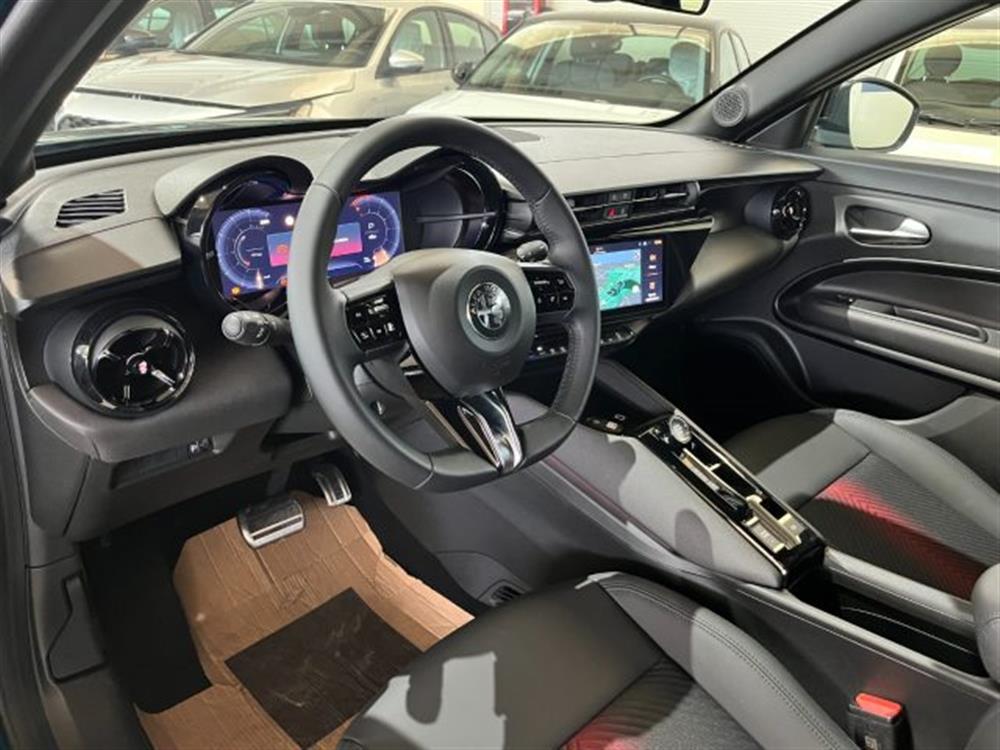 Junior Junior 1.2 136CV Hybrid eDC