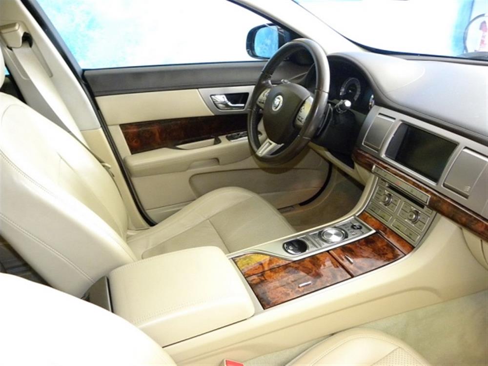 XF XF 3.0 DS V6 Premium Lu