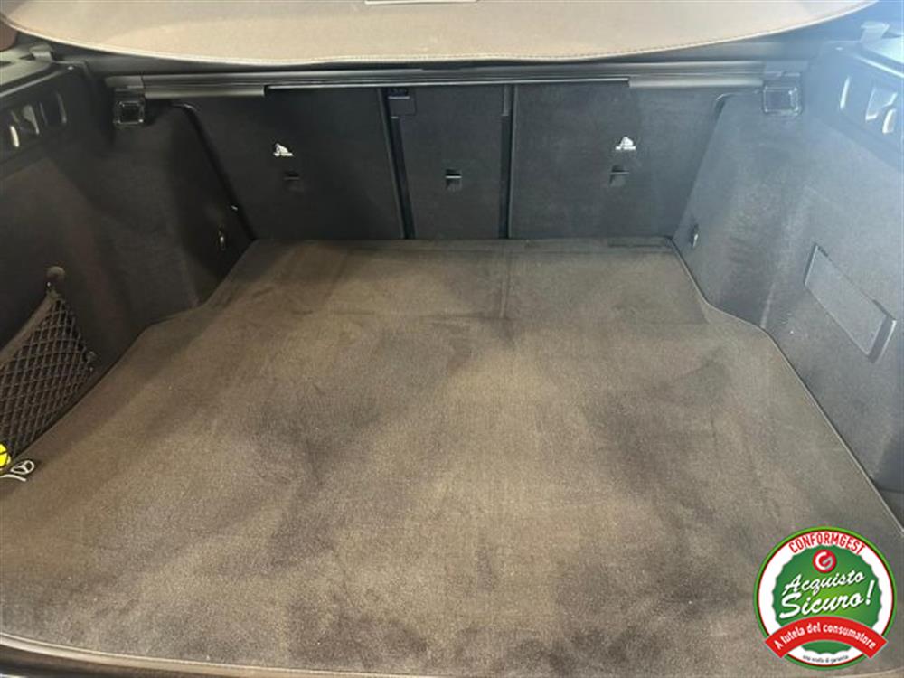 C 220 C 220 d Mild hybrid S.W. 4