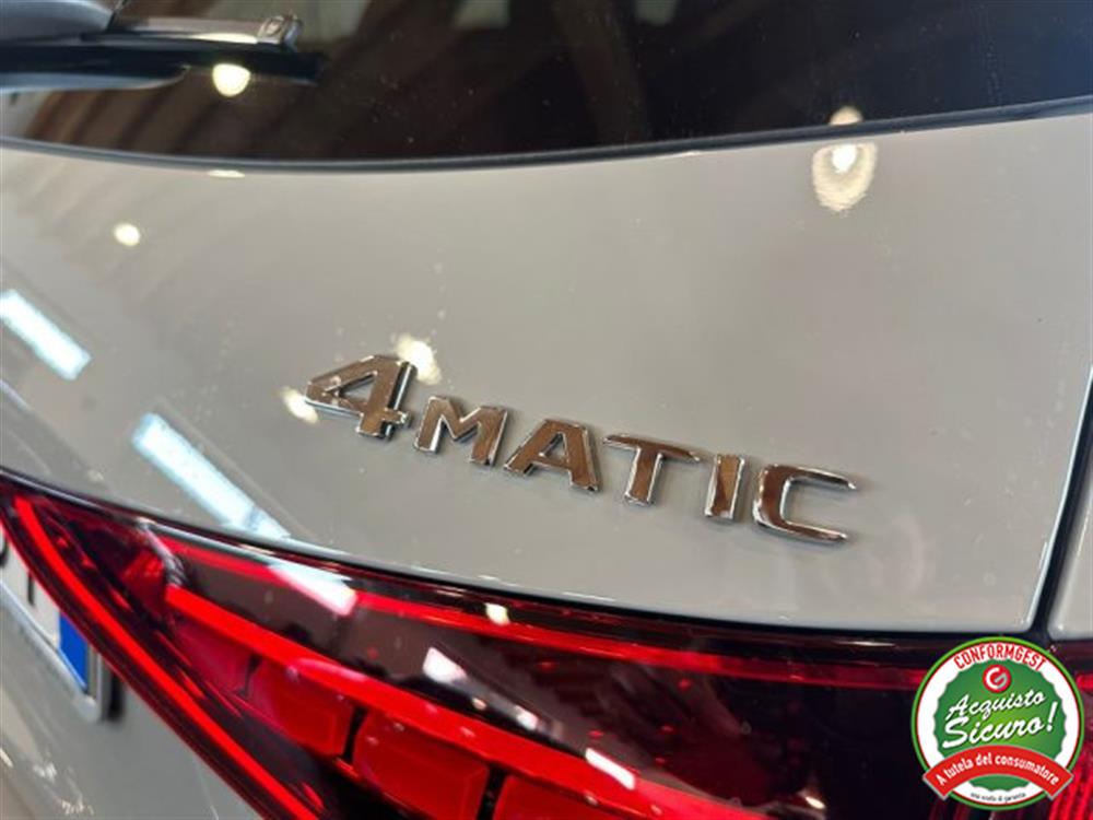 C 220 C 220 d Mild hybrid S.W. 4