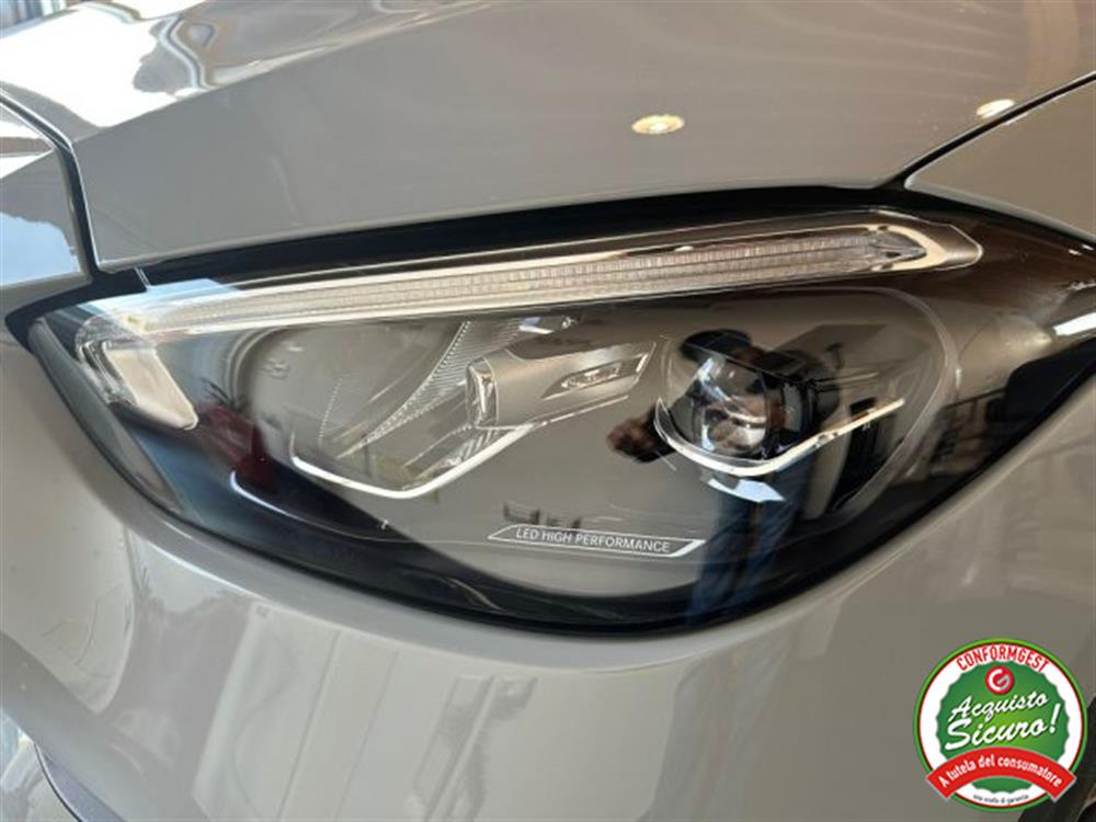 C 220 C 220 d Mild hybrid S.W. 4