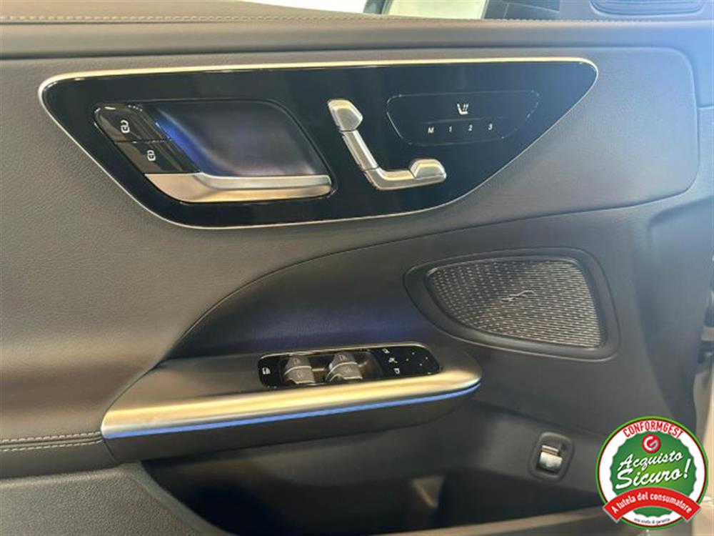 C 220 C 220 d Mild hybrid S.W. 4