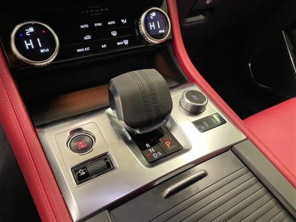 F-Pace F-Pace 2.0 D AWD aut. MHEV