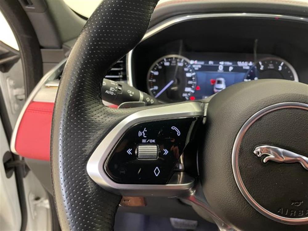 F-Pace F-Pace 2.0 D AWD aut. MHEV