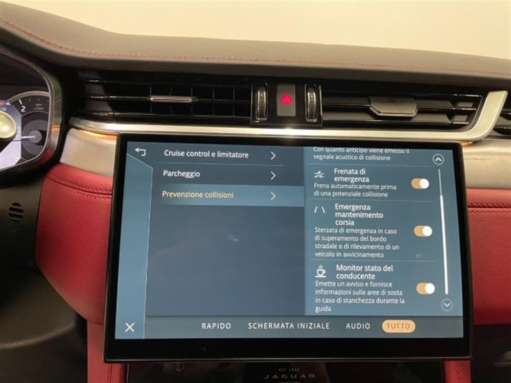 F-Pace F-Pace 2.0 D AWD aut. MHEV