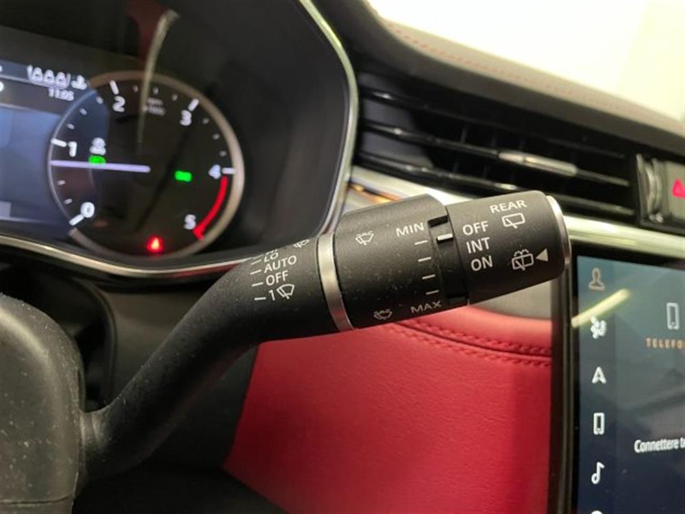 F-Pace F-Pace 2.0 D AWD aut. MHEV