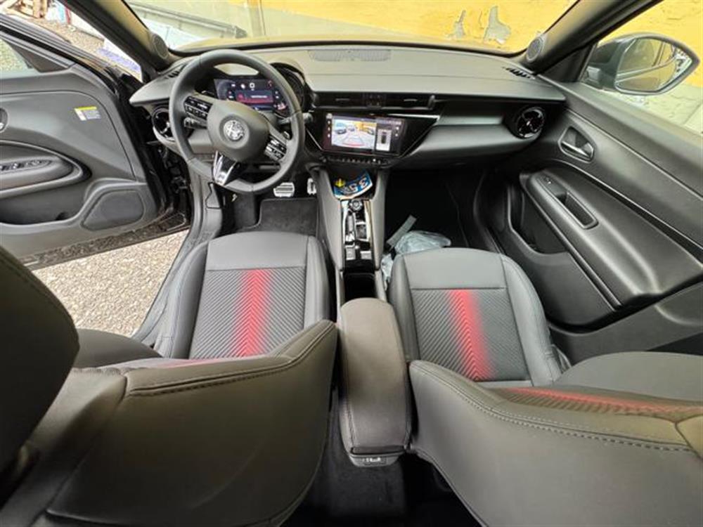 Junior Junior 1.2 145 CV Hybrid eD