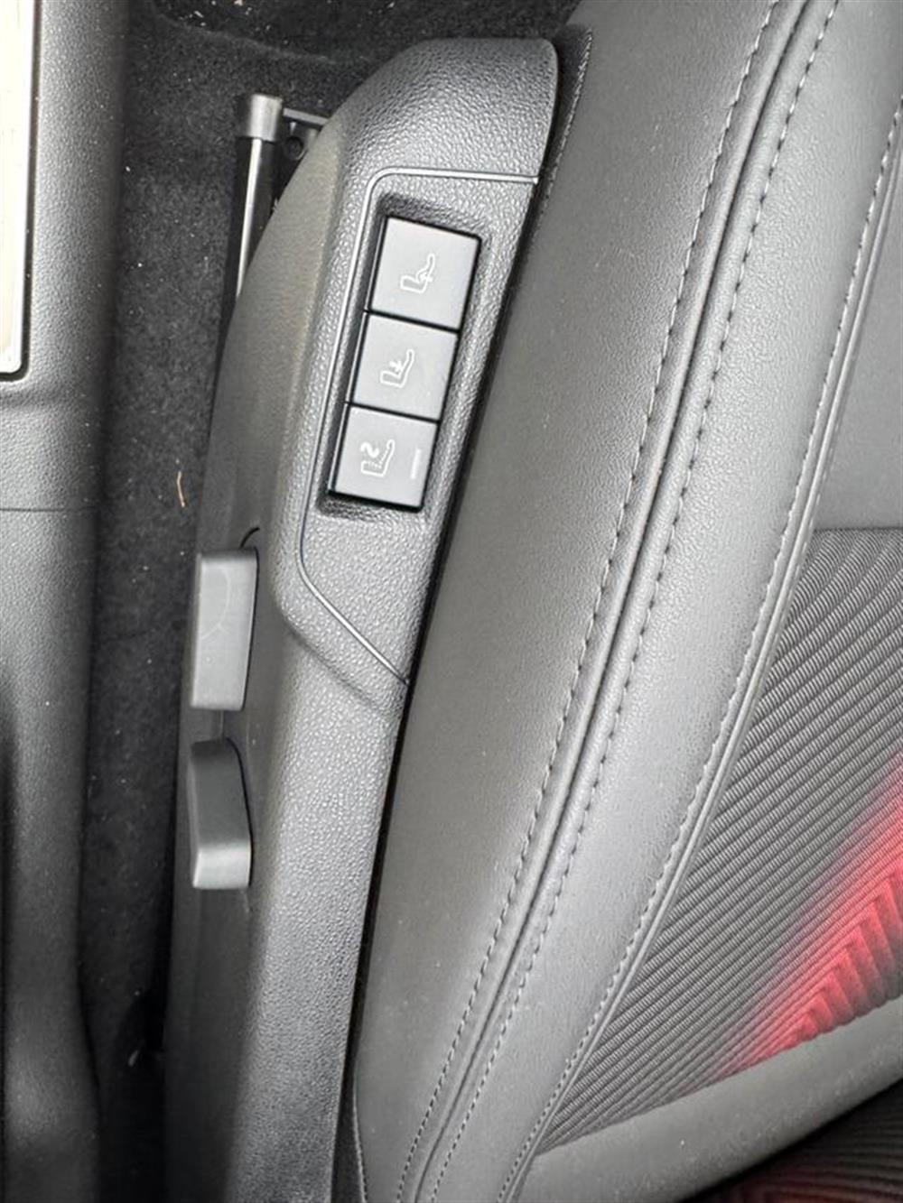 Junior Junior 1.2 145 CV Hybrid eD