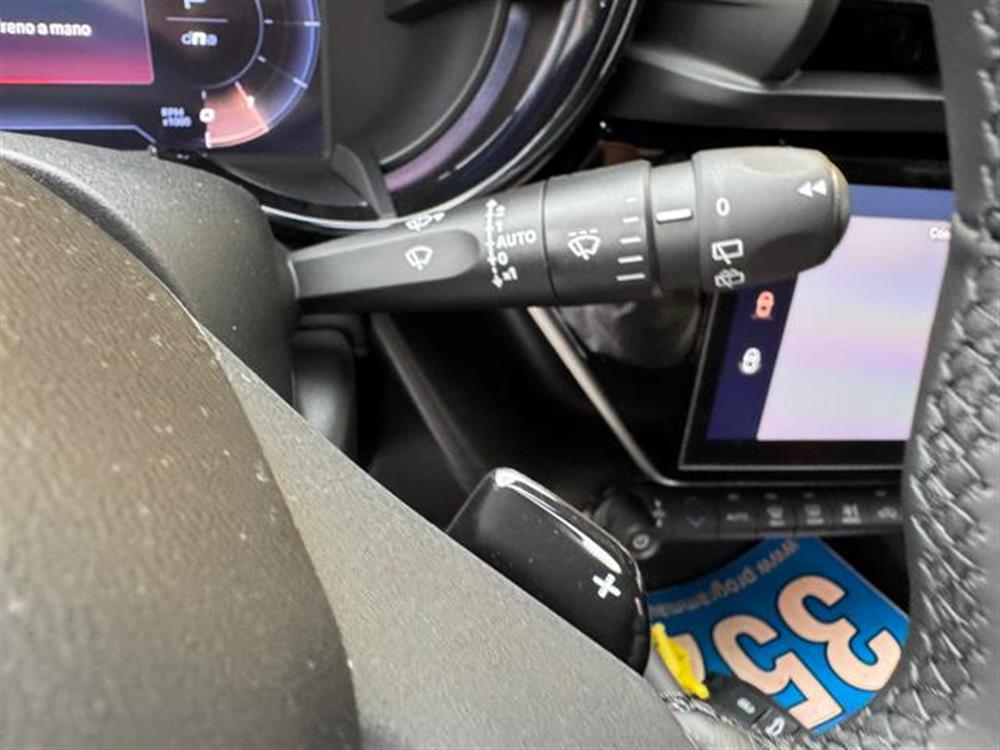 Junior Junior 1.2 145 CV Hybrid eD