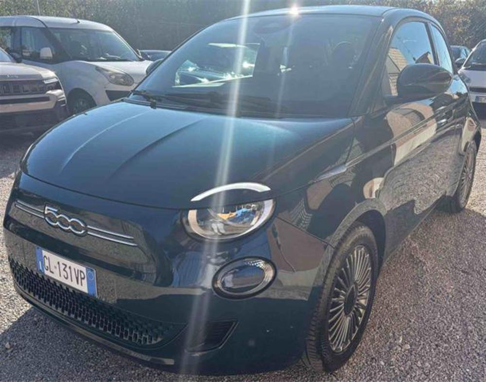 500e 500e 3+1 42 kWh Icon