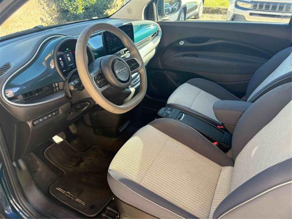 500e 500e 3+1 42 kWh Icon