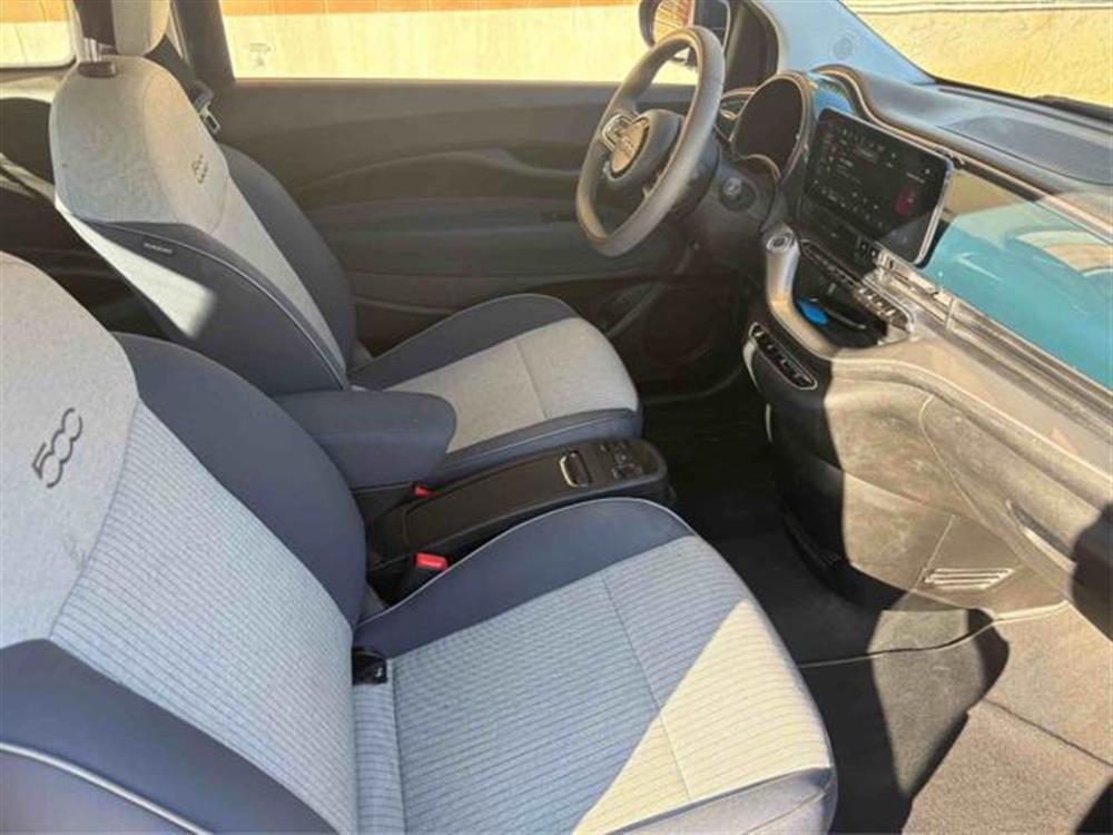 500e 500e 3+1 42 kWh Icon