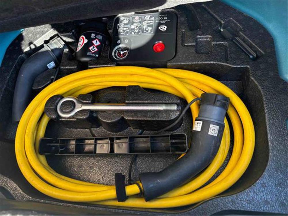 500e 500e 3+1 42 kWh Icon