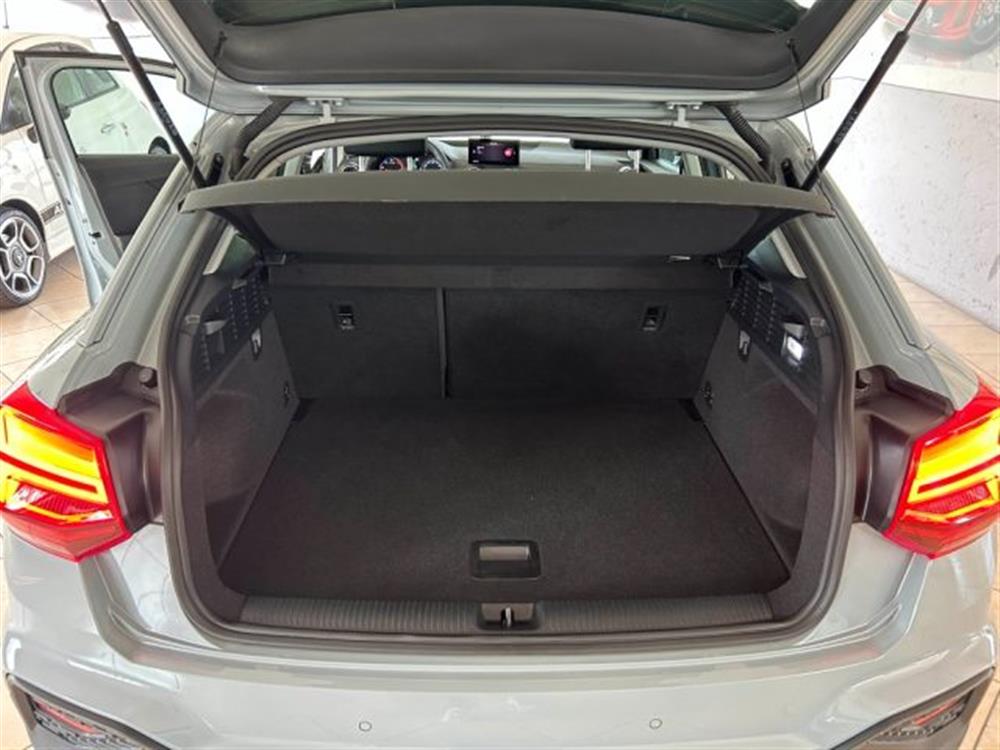 Q2 Q2 35 TDI S tronic