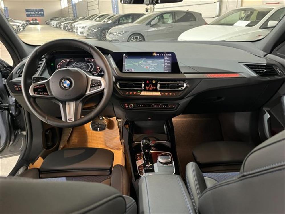 118 118 iA 5p. AUTO Msport 1