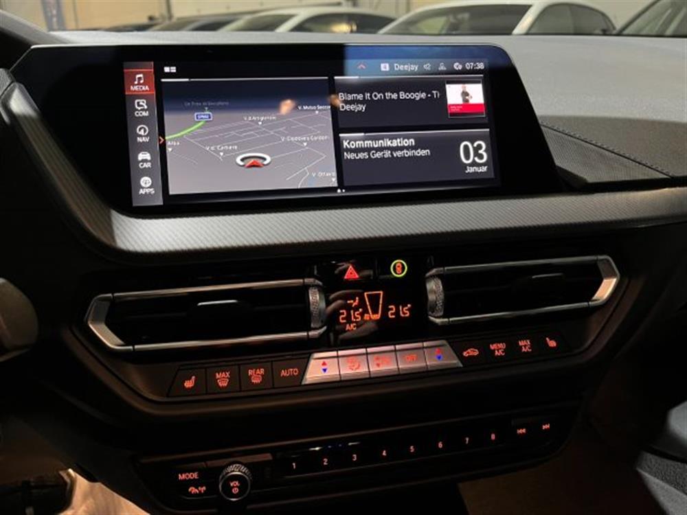 118 118 iA 5p. AUT. Msport