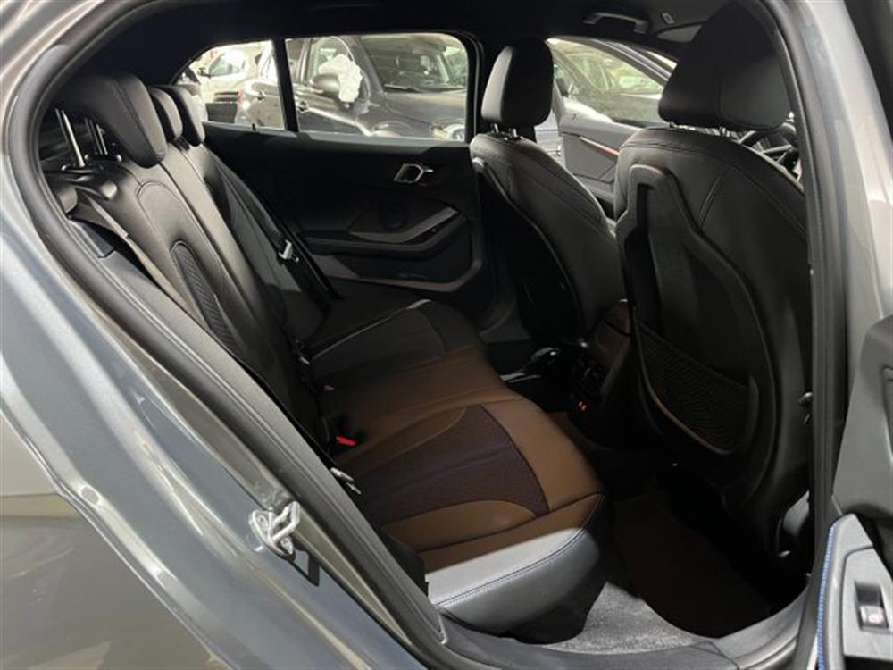 118 118 iA 5p. AUT. Msport