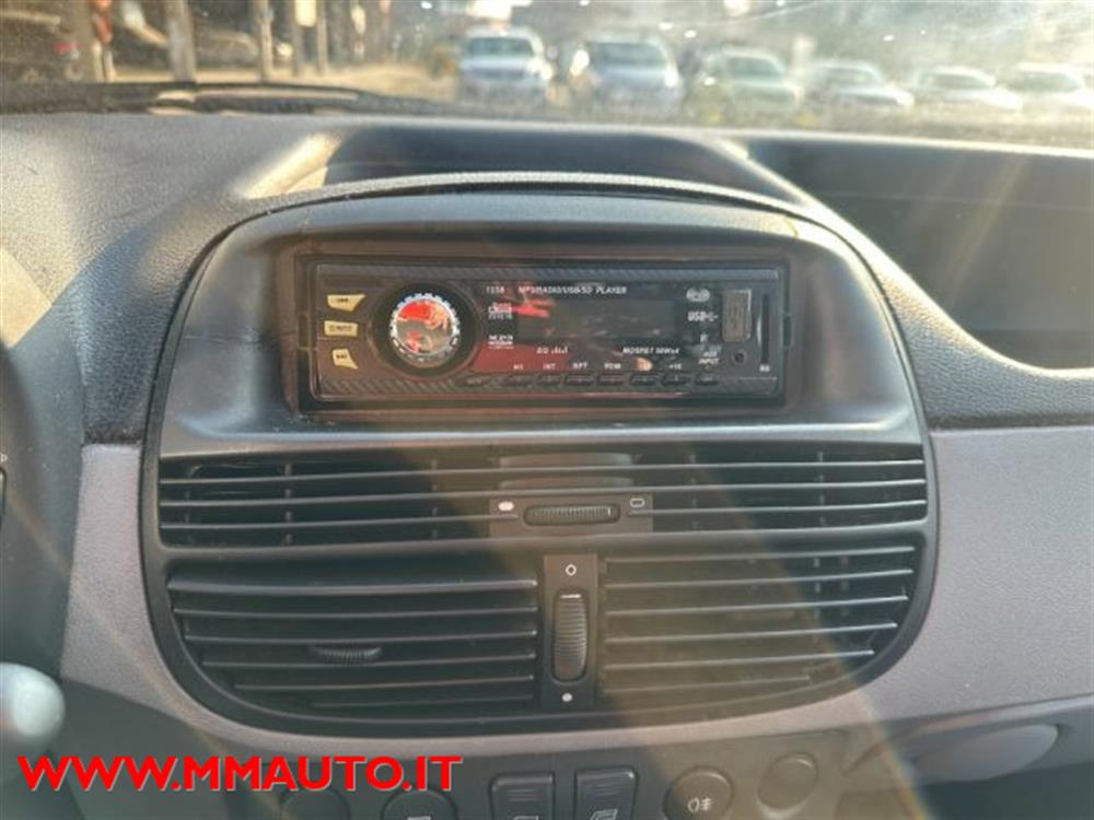 Punto Punto 1.2i cat 5 porte SX