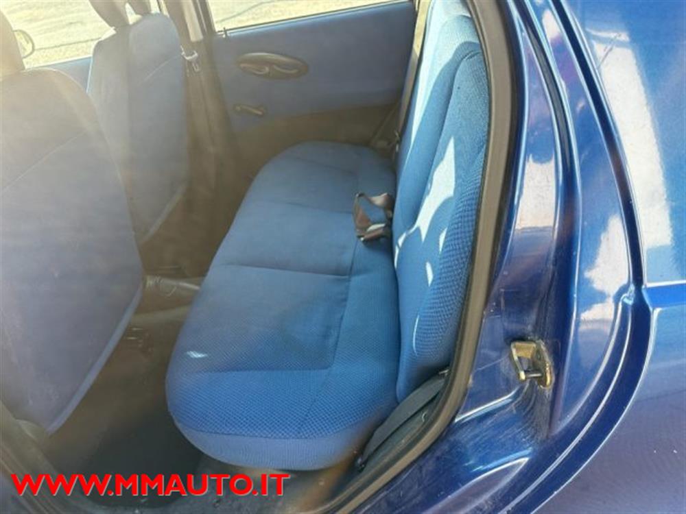 Punto Punto 1.2i cat 5 porte SX