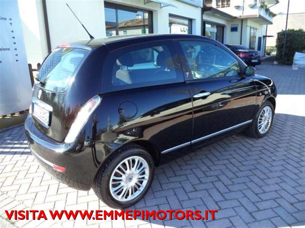 Ypsilon Ypsilon 1.2 Argento