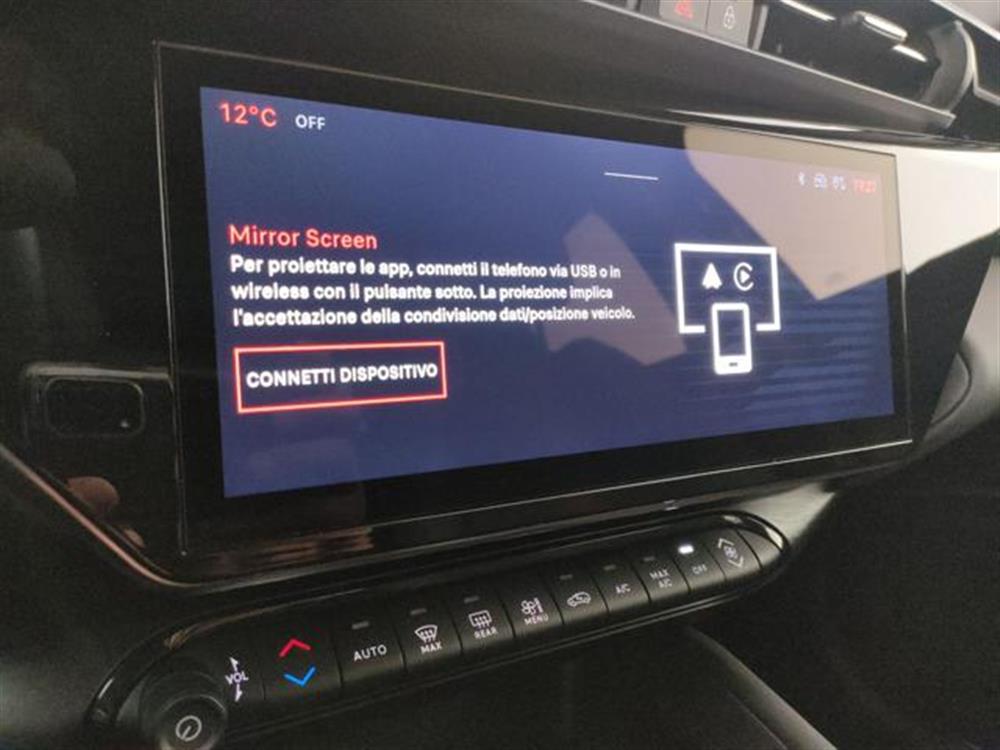 Junior Junior 1.2 136 CV Hybrid eD