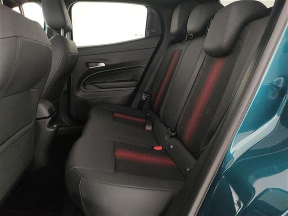 Junior Junior 1.2 136 CV Hybrid eD