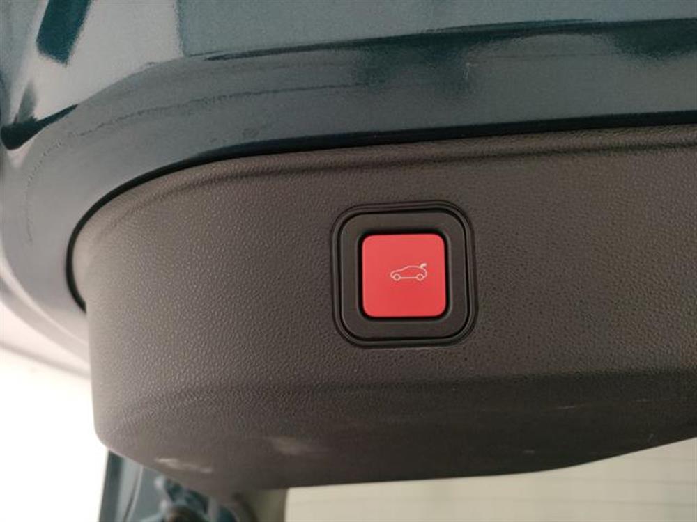 Junior Junior 1.2 136 CV Hybrid eD