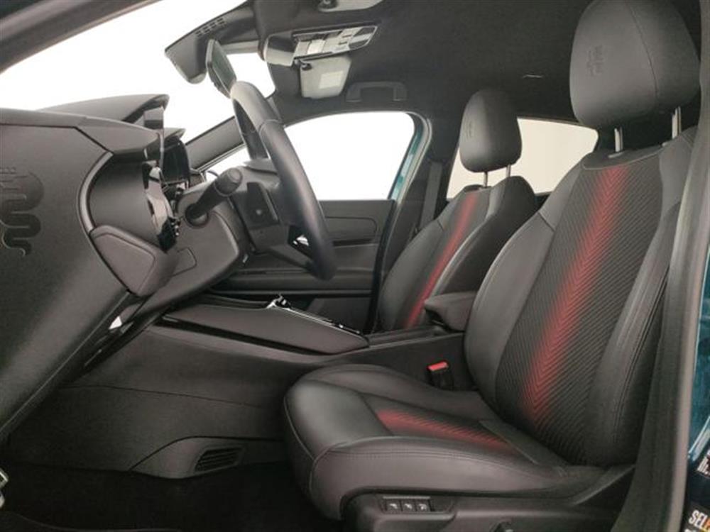 Junior Junior 1.2 136 CV Hybrid eD