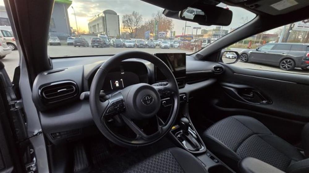 Yaris Yaris 1.5 Hybrid 5 porte P