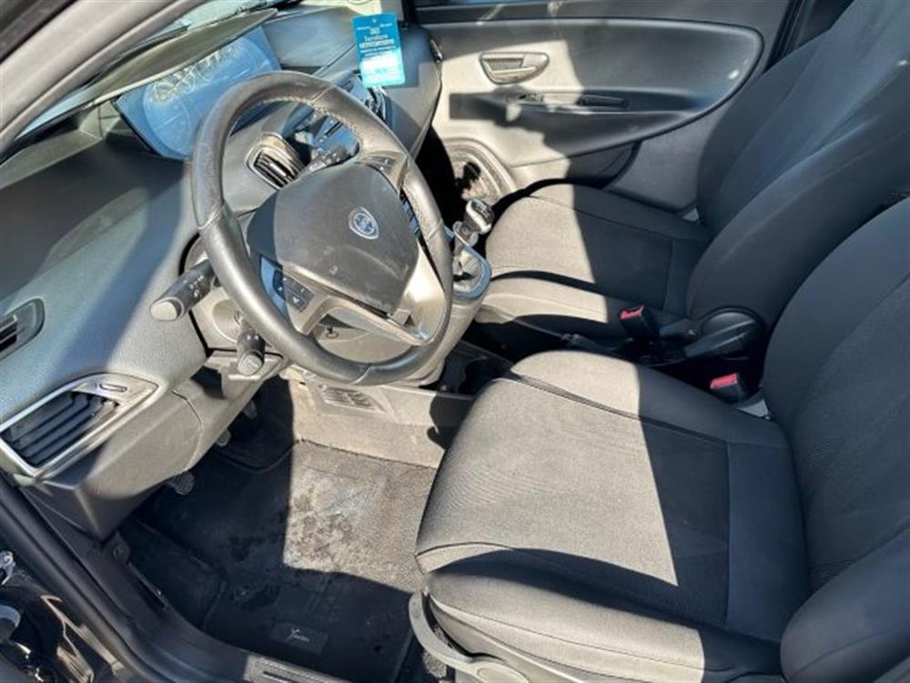 Ypsilon Ypsilon 1.2 69 CV 5 porte Go