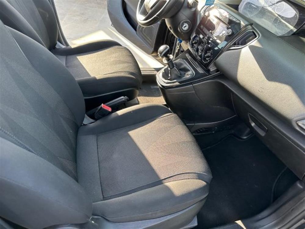 Ypsilon Ypsilon 1.2 69 CV 5 porte Go