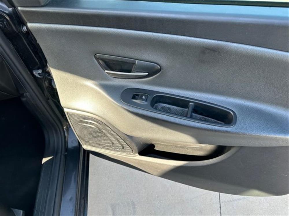 Ypsilon Ypsilon 1.2 69 CV 5 porte Go